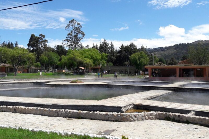 Бани Инка Кахамарка