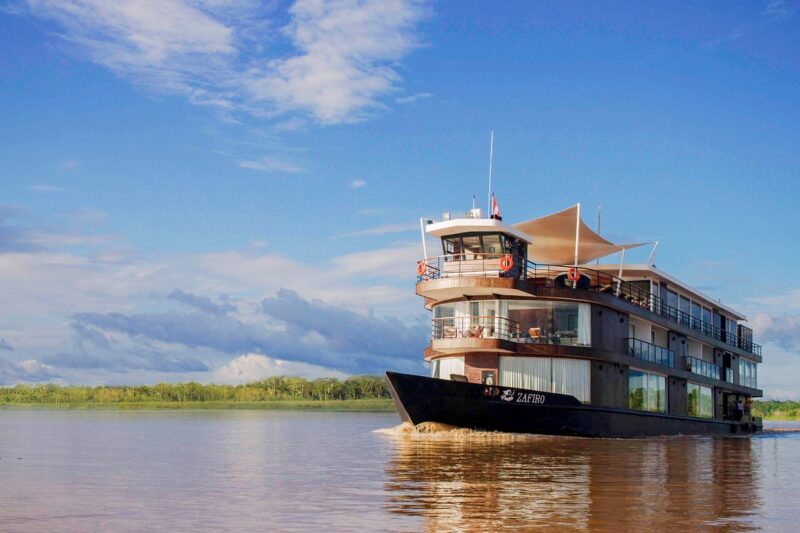 Амазонка тур на пароходе, вид на реке