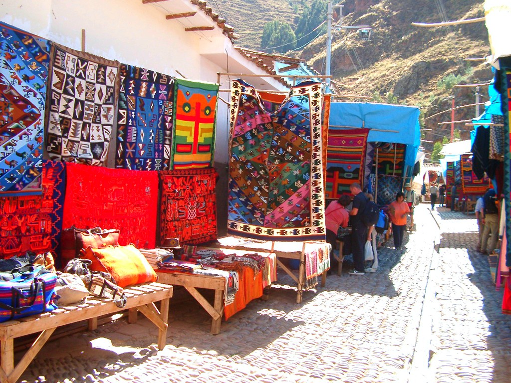 Поездка в Мачу-Пикчу, рынок писак в перу
