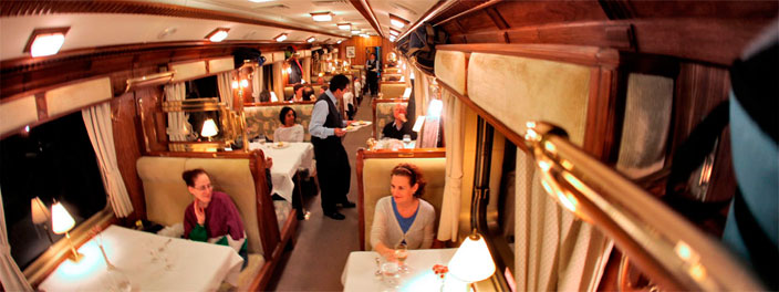 ресторан в вип поезде мачу-пикчу 